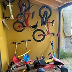 Avellanos Casa 1 *